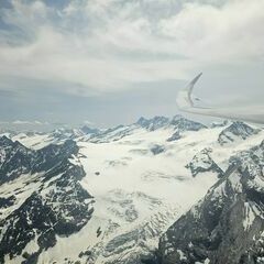 Flugwegposition um 12:12:10: Aufgenommen in der Nähe von Interlaken-Oberhasli, Schweiz in 3340 Meter